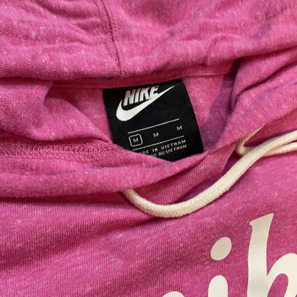 Nike long sleeve pink hoodie - thinner fabric - excellent condition! - Picture 2 of 3